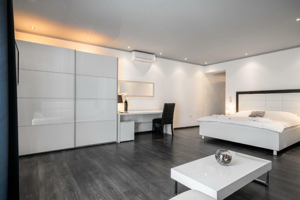 The Suites - Small Luxury Living فوديس المظهر الخارجي الصورة
